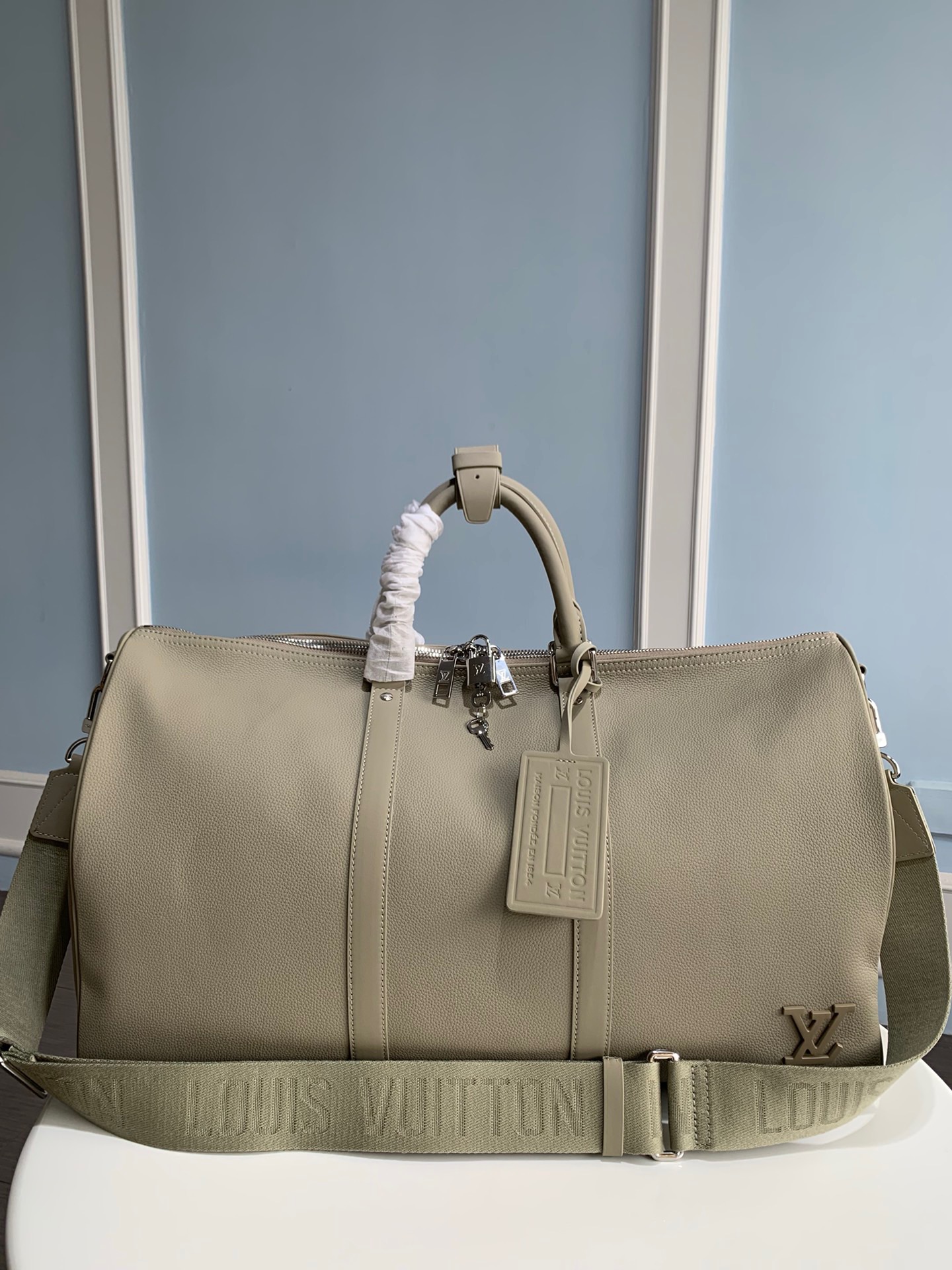 LV Keepall Bandouliere 50