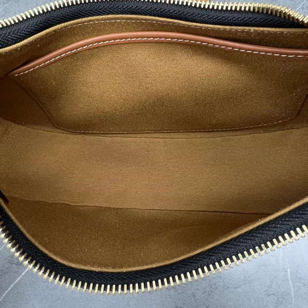 Celine Ava Triomphe Bag Celine Ava Triomphe Bag