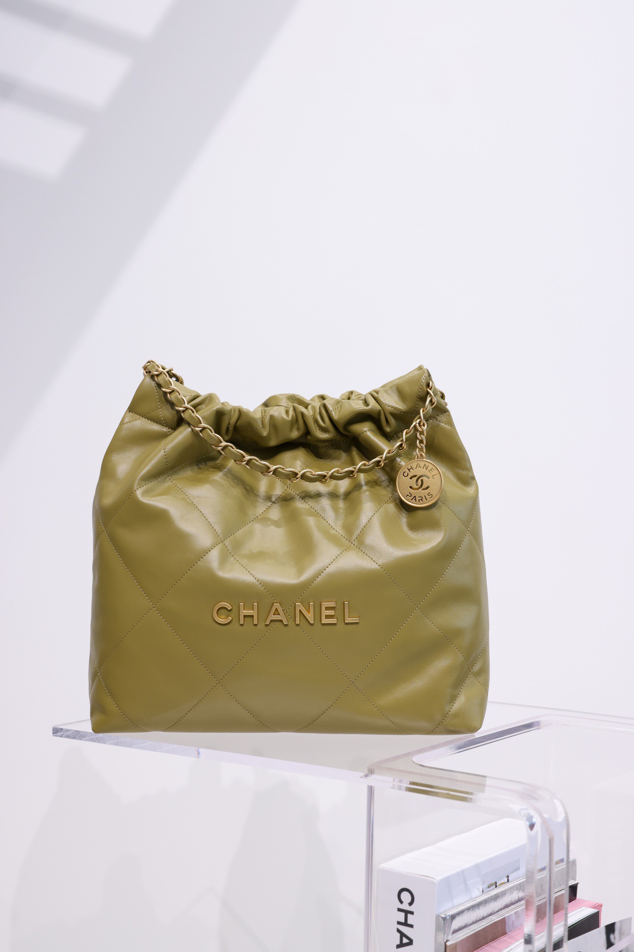 Chanel 22 Small Handbag