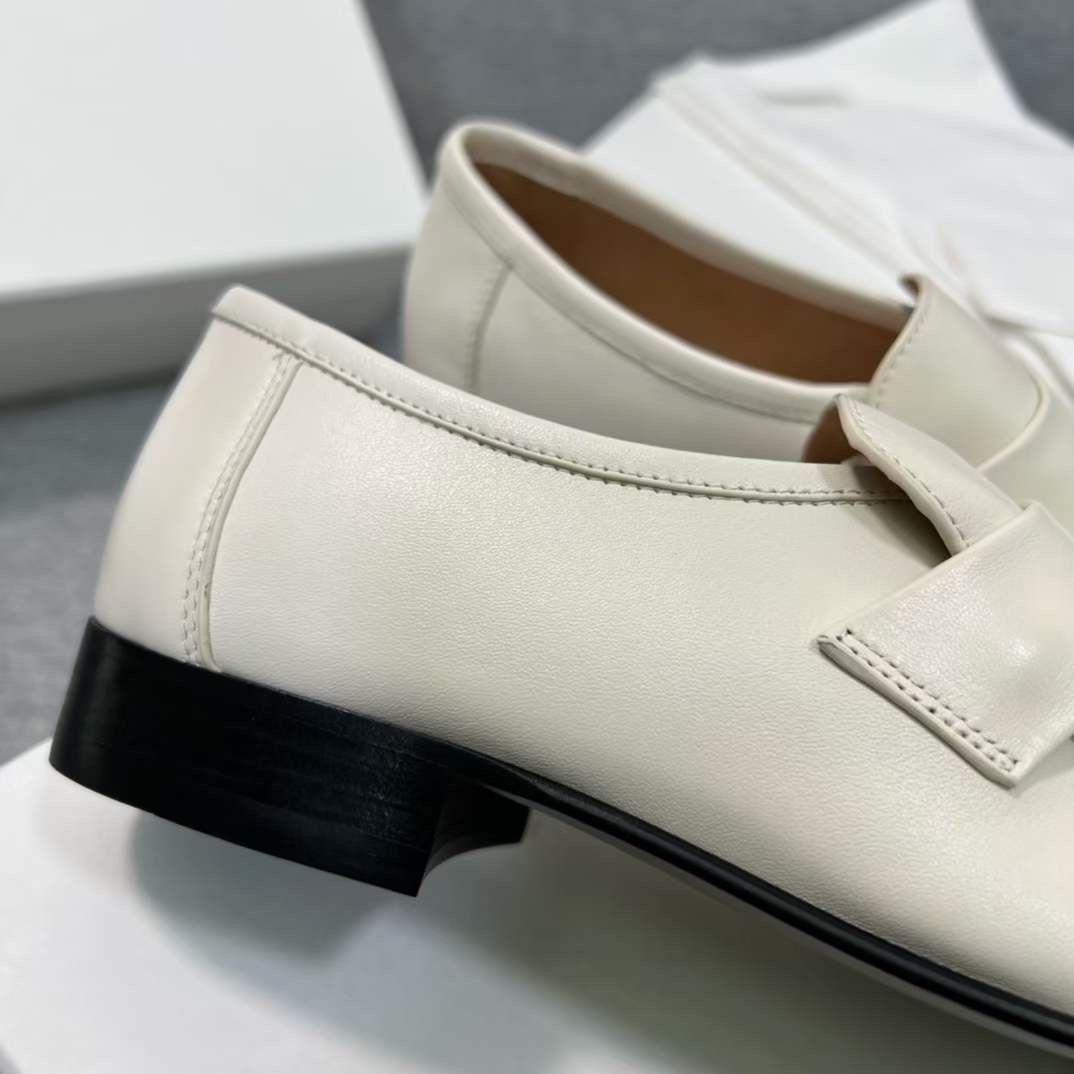 BV Small Flip Flap BV Small Flip Flap