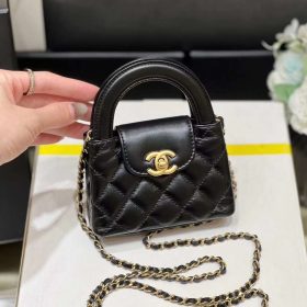 LV Pochette Metis Monogram Empreinte