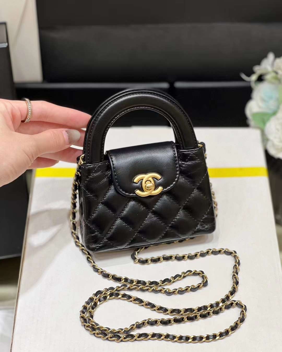 LV Pochette Metis Monogram Empreinte
