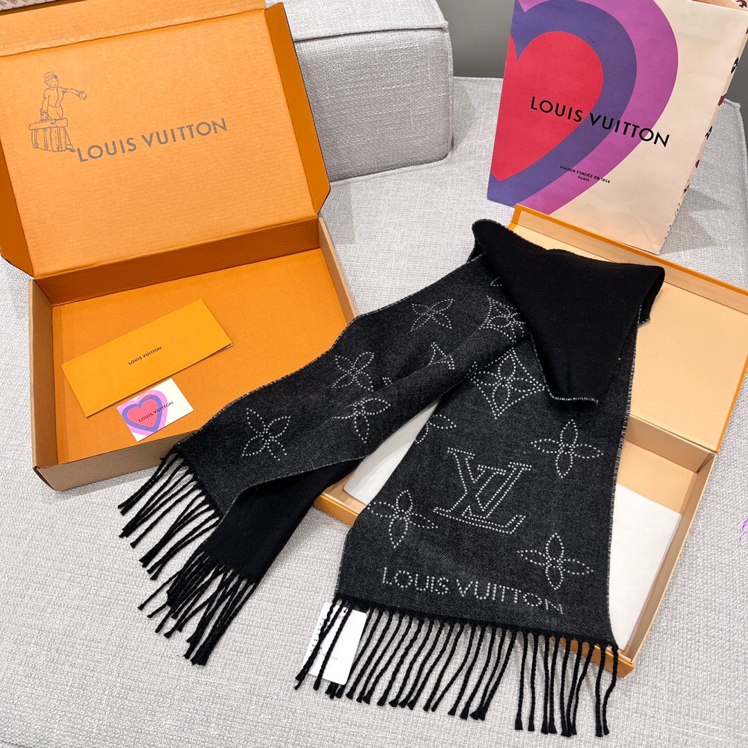 LV Mahina Flight Mode Scarf