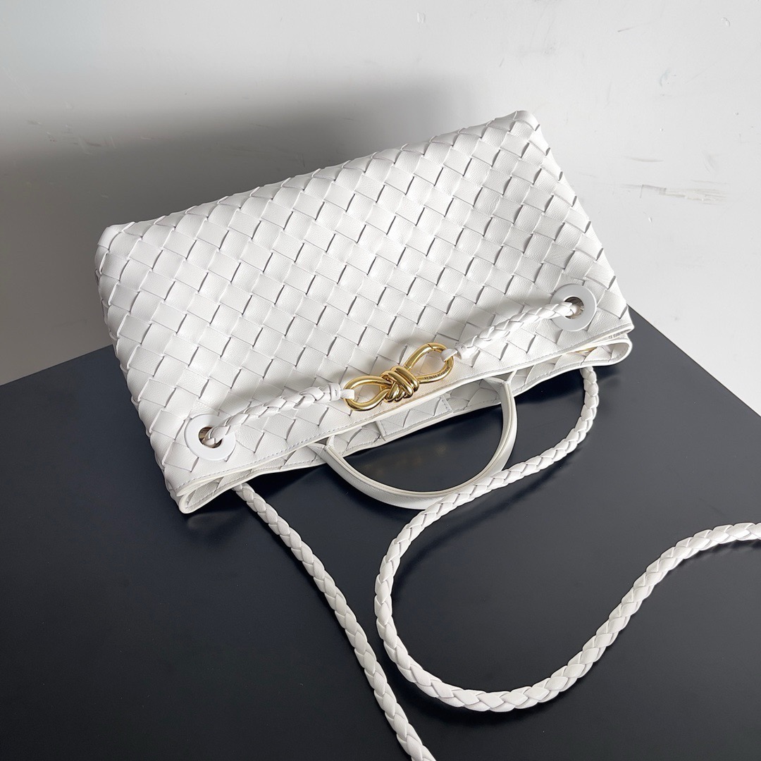 BV Small East/West Andiamo Bag BV Small East/West Andiamo Bag