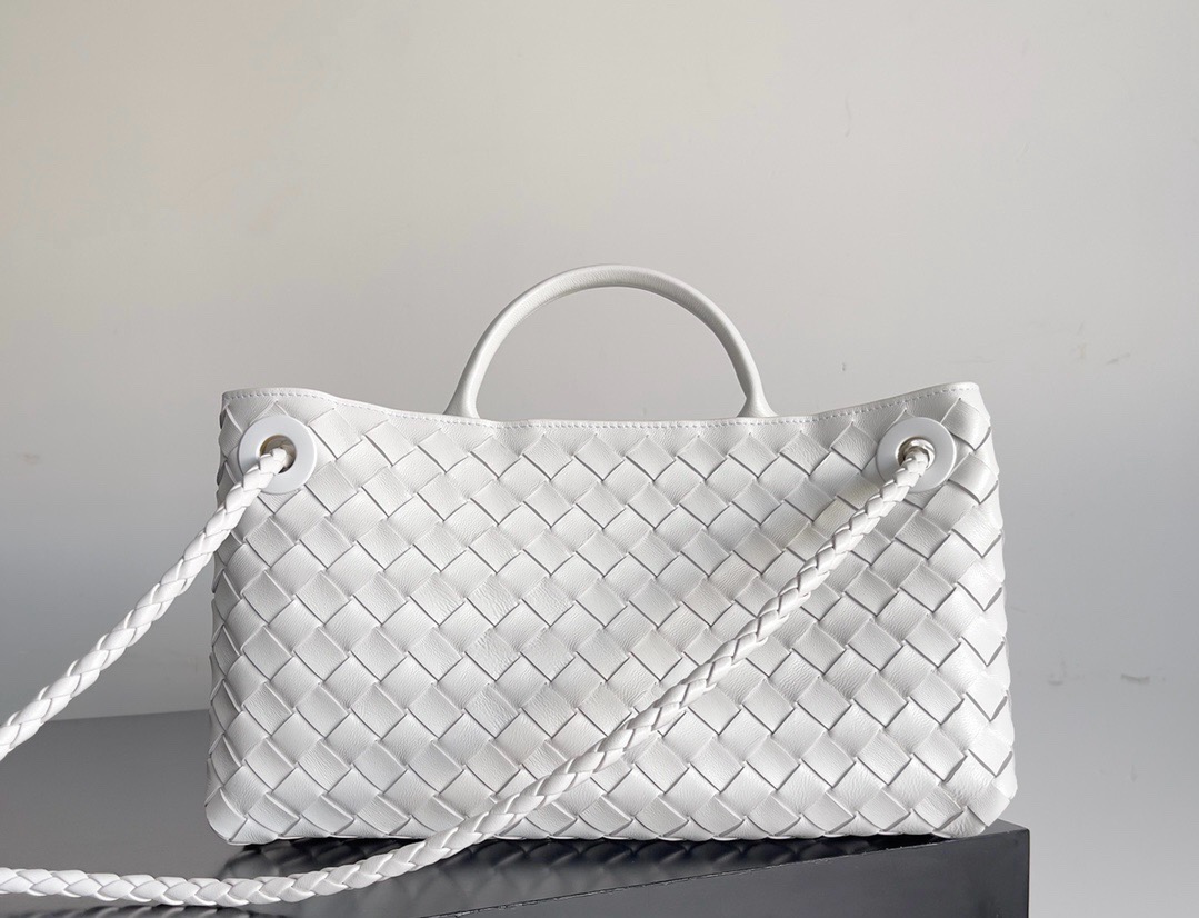 BV Small East/West Andiamo Bag BV Small East/West Andiamo Bag