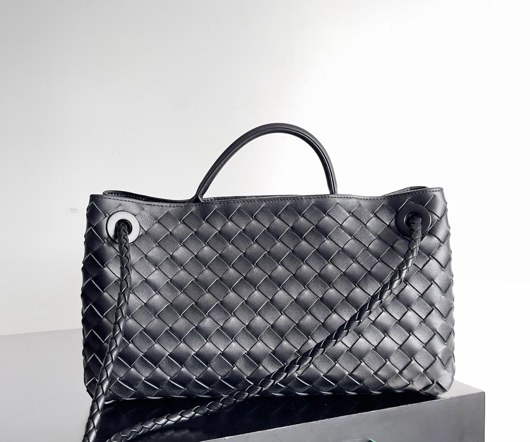 BV Small East/West Andiamo Bag BV Small East/West Andiamo Bag