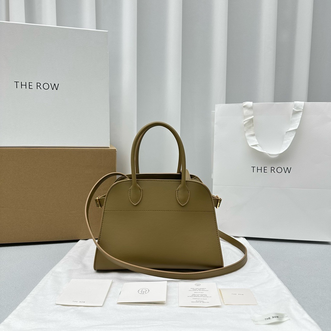 Celine Romy Medium