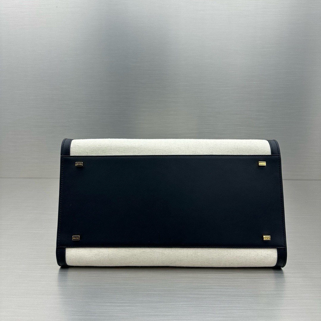 Loewe Vertical T Pocket Loewe Vertical T Pocket