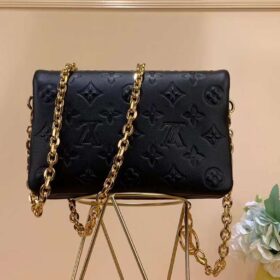 LV Pochette Coussin