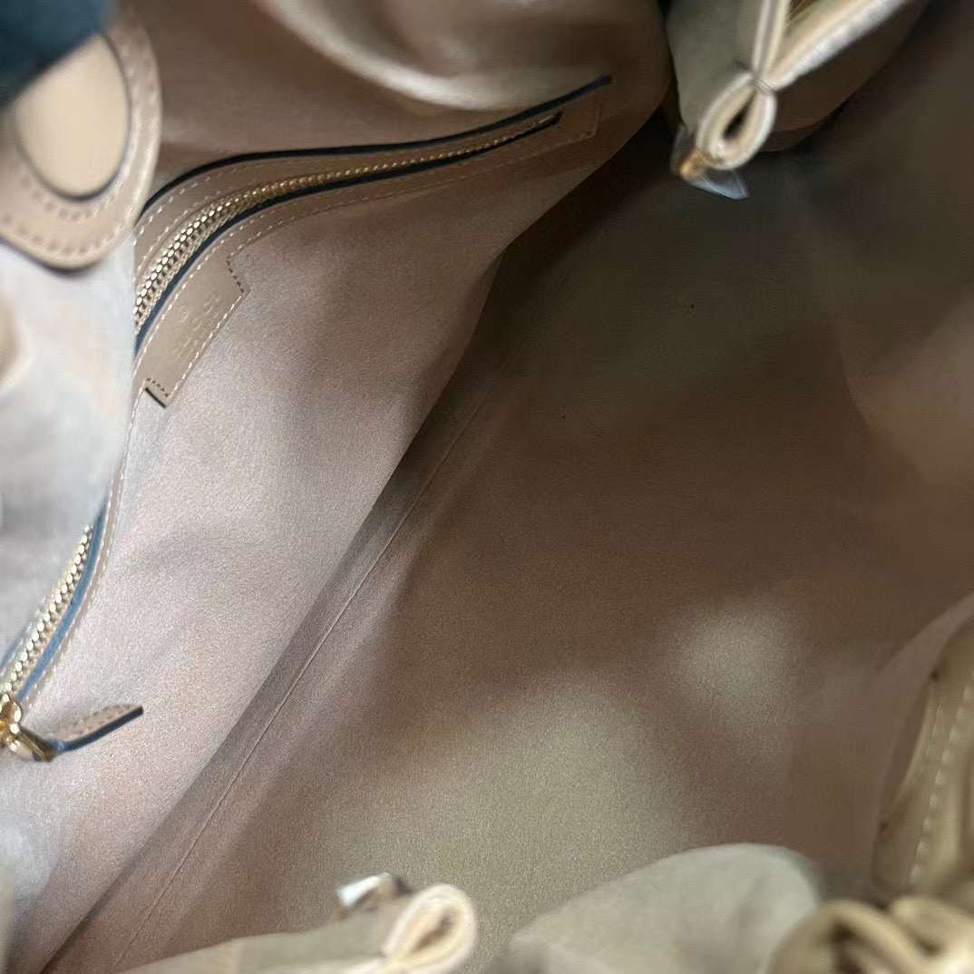Gucci Deco Medium Tote Bag Gucci Deco Medium Tote Bag
