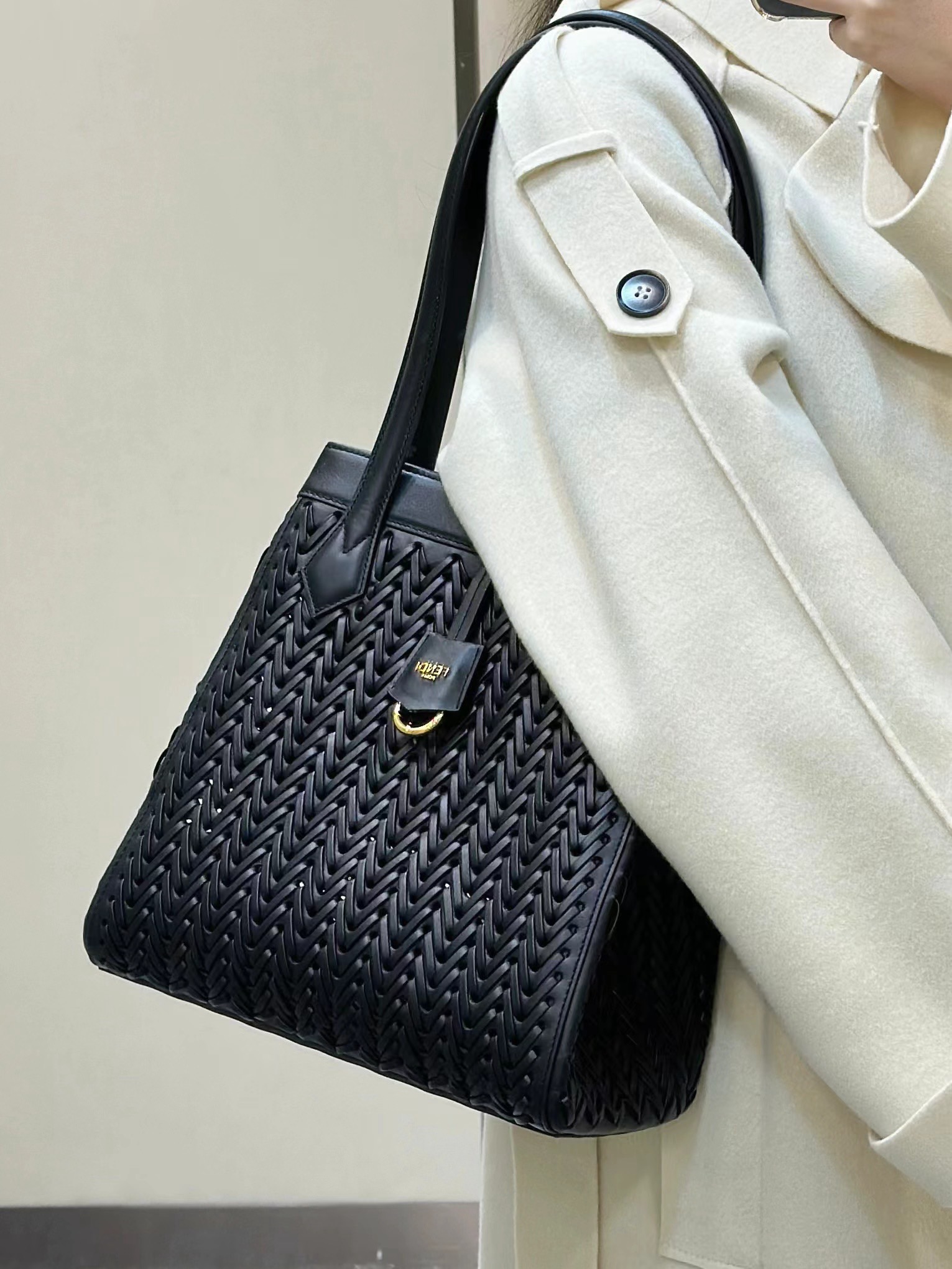 Fendi Medium Origami Bag Black Interlaced Leather Fendi Medium Origami Bag Black Interlaced Leather