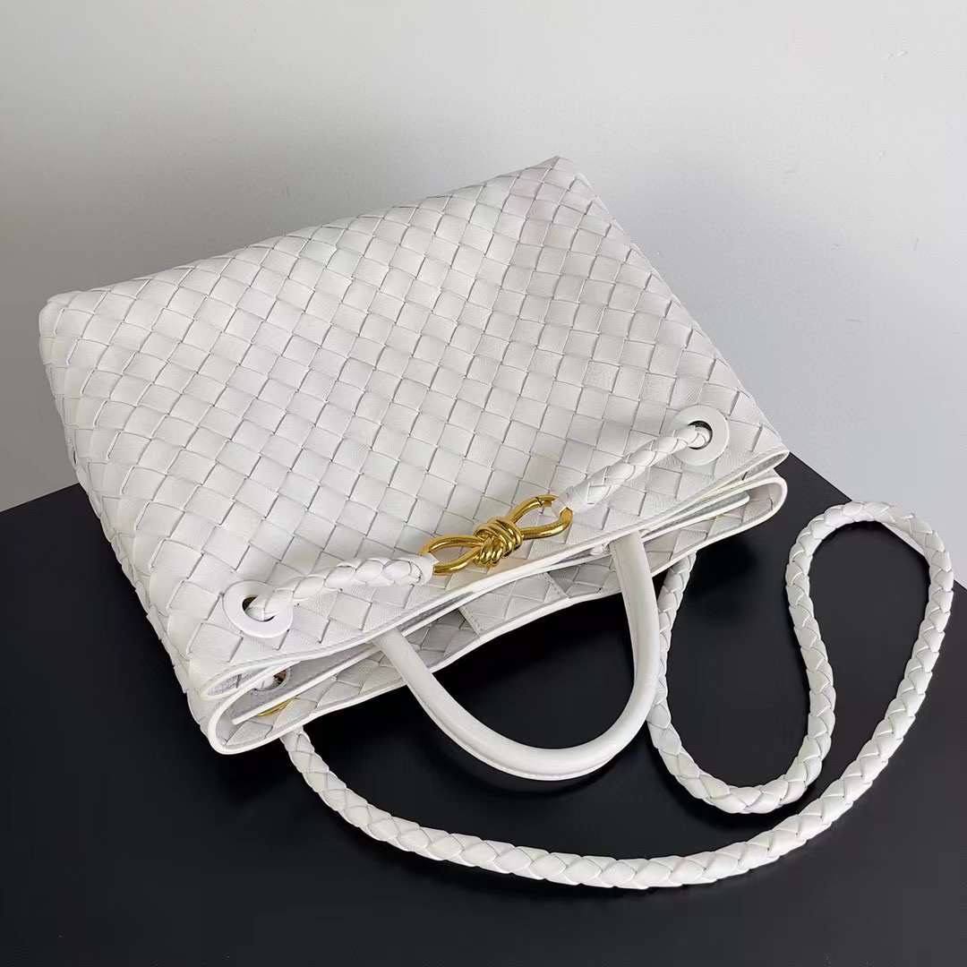 BV Medium Andiamo Bag BV Medium Andiamo Bag