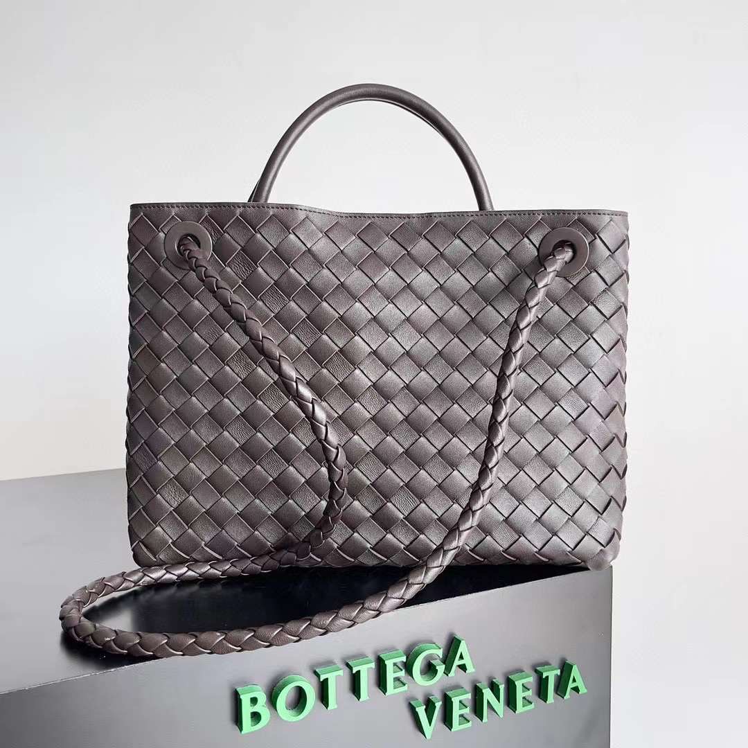 BV Medium Andiamo Bag BV Medium Andiamo Bag