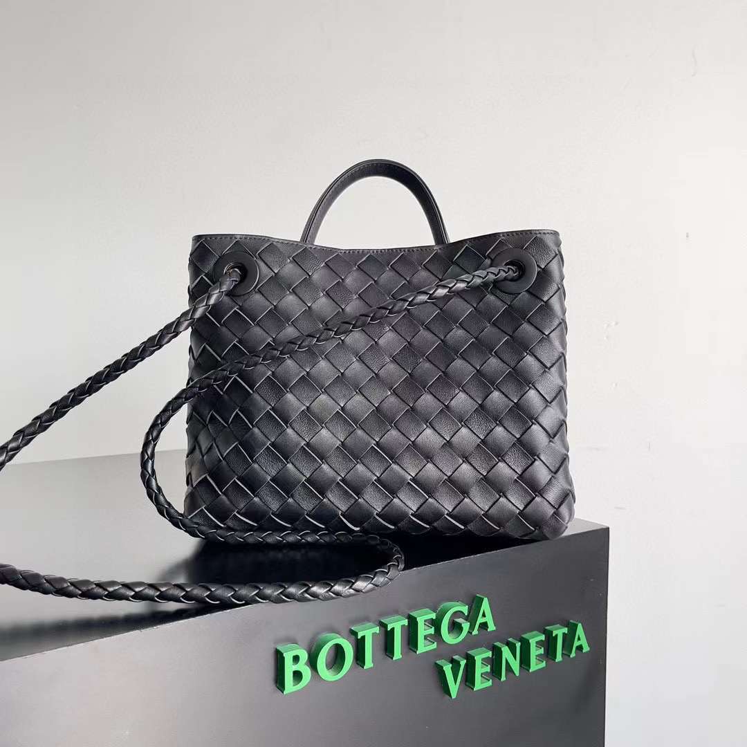 BV Medium Andiamo Bag BV Medium Andiamo Bag