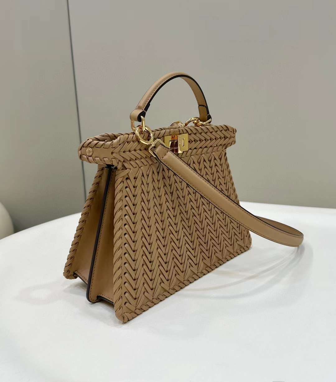 Fendi Peekaboo ISEEU Medium Interlace Leather Bag