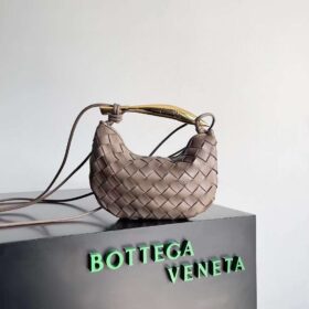 BV Sardine Bag With Chain