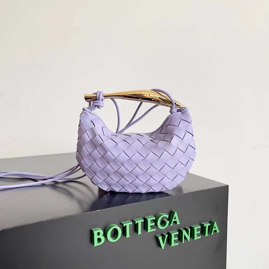 BV Sardine Bag With Chain
