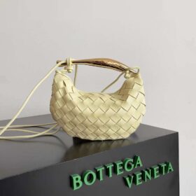 BV Sardine Bag With Chain
