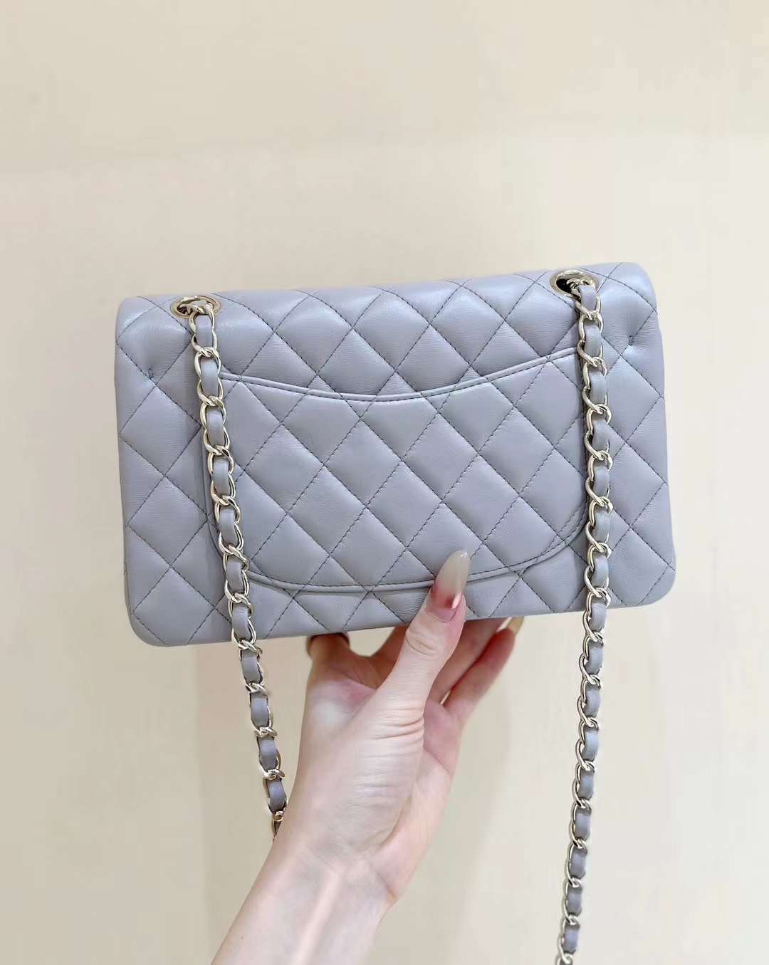 Loewe Medium Pebble Bucket Bag Loewe Medium Pebble Bucket Bag