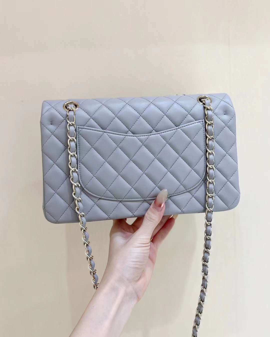 Loewe Medium Pebble Bucket Bag Loewe Medium Pebble Bucket Bag