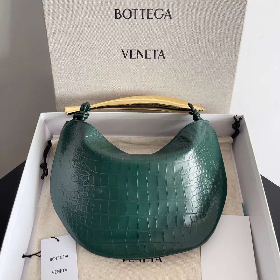 BV Sardine Bag Croco Embossed