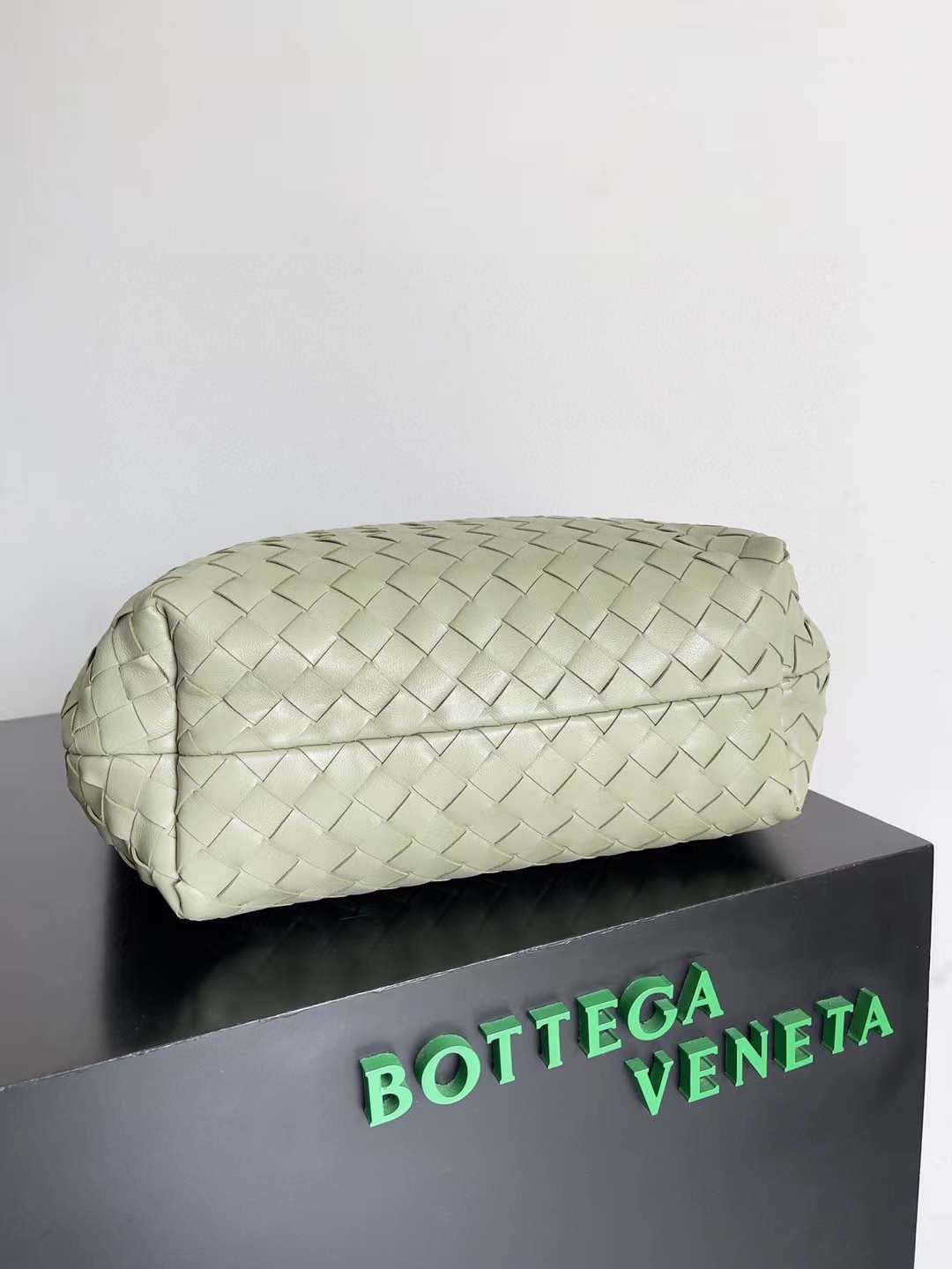 BV Sardine Bag Croco Embossed BV Sardine Bag Croco Embossed