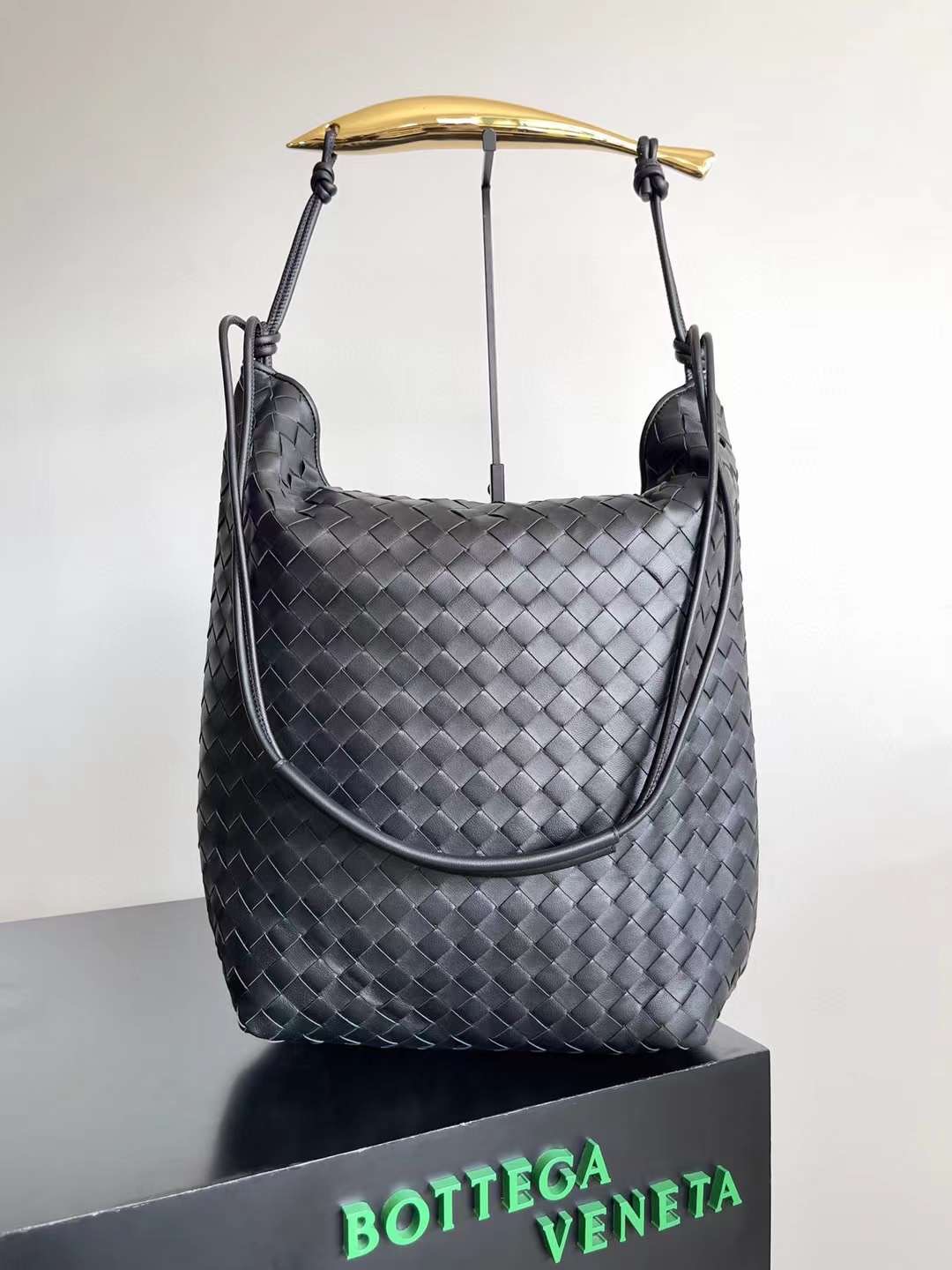 BV Sardine Bag Croco Embossed