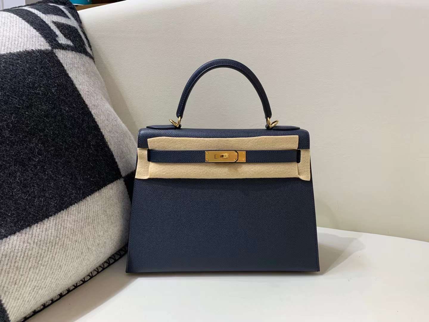 Hermès Kelly 28 Box Black PHW