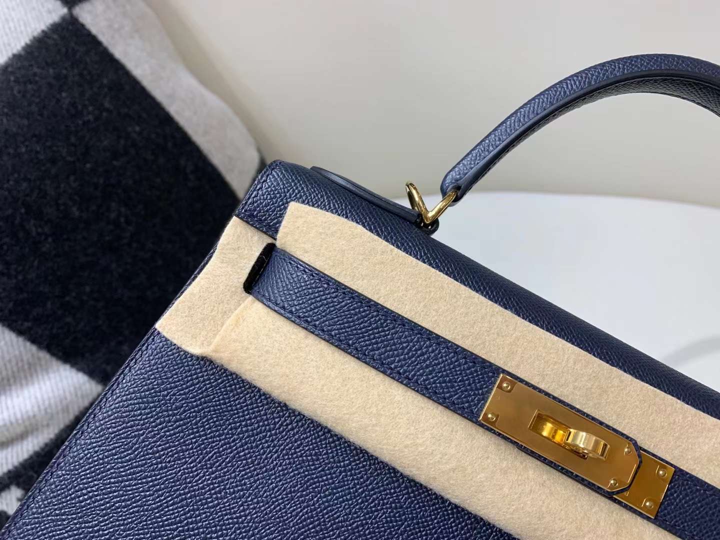Hermès Kelly 28 Box Black PHW Hermès Kelly 28 Box Black PHW