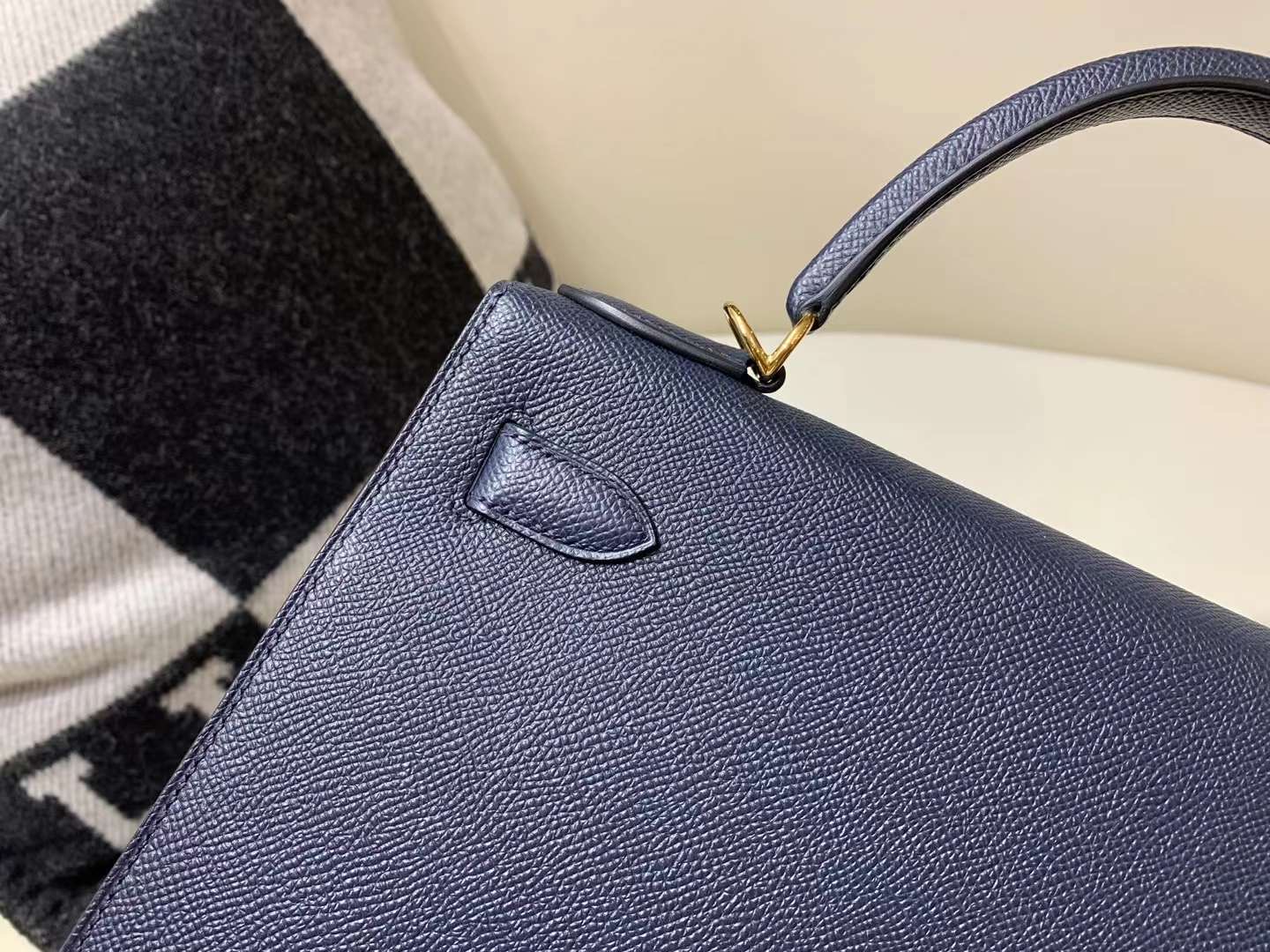 Hermès Kelly 28 Box Black PHW Hermès Kelly 28 Box Black PHW