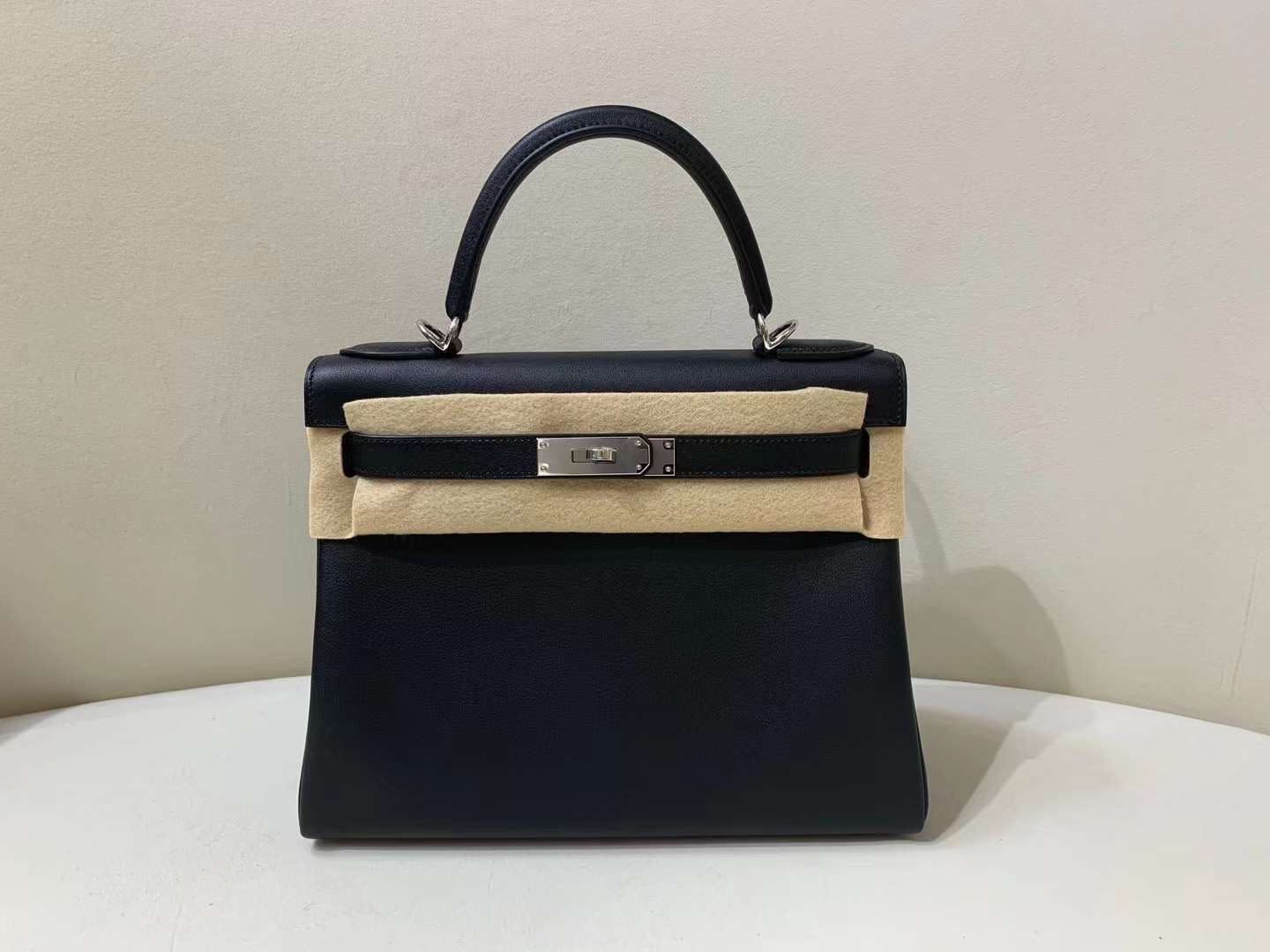 Hermès Kelly 28 Box Black PHW
