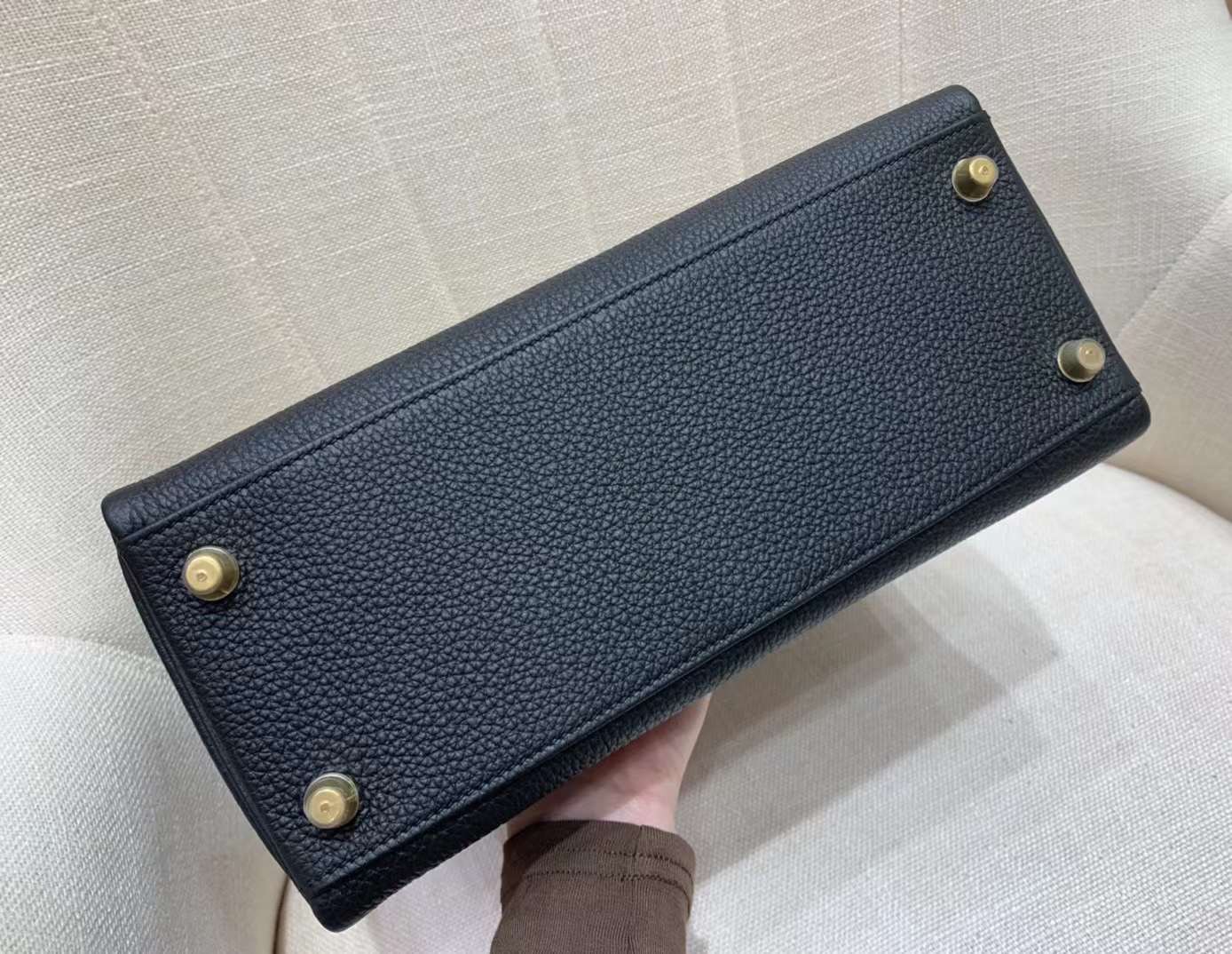 Hermès Kelly 28 Box Black PHW Hermès Kelly 28 Box Black PHW