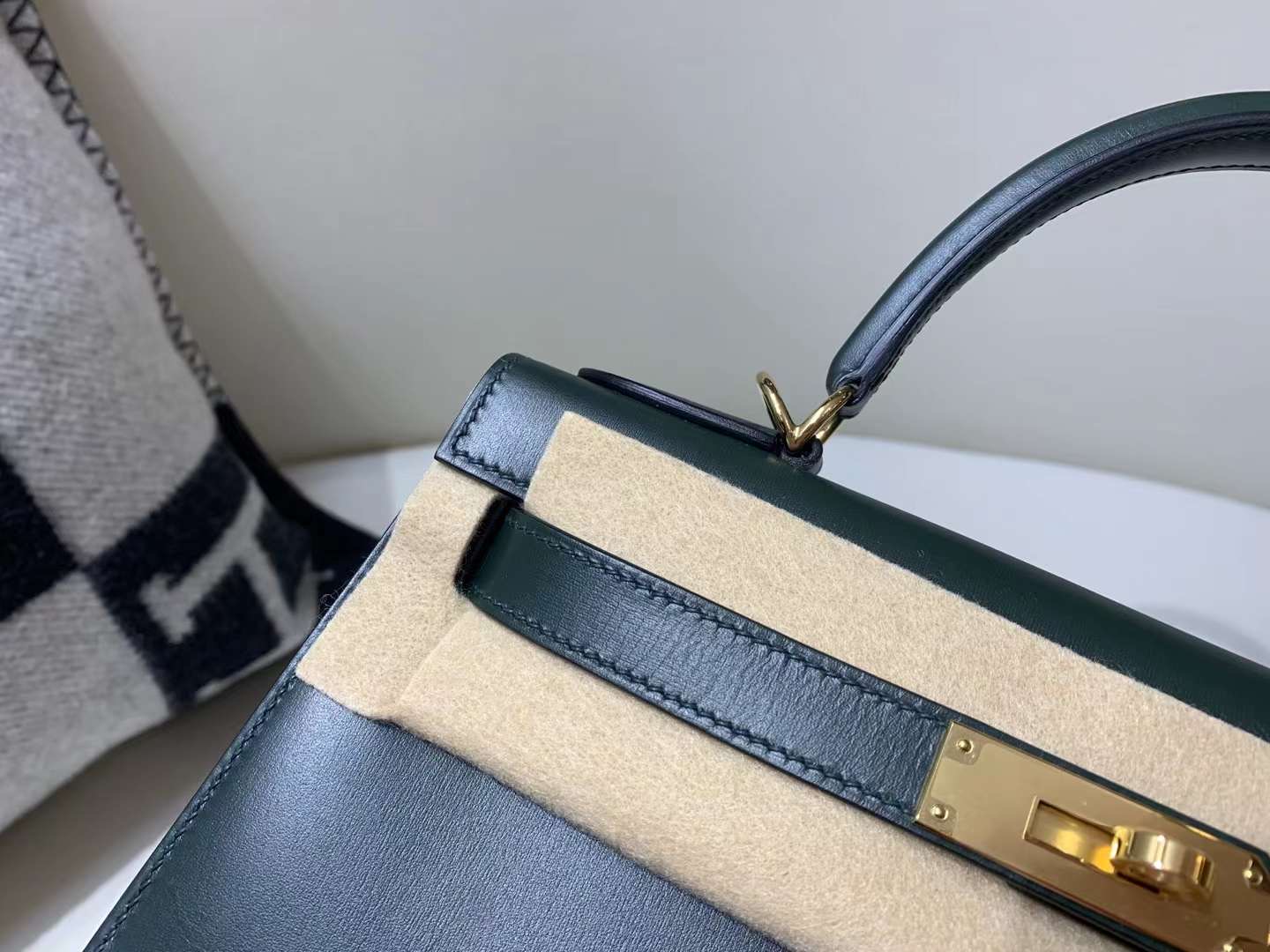 Hermès Kelly 28 Sellier Epsom Alezan GHW Hermès Kelly 28 Sellier Epsom Alezan GHW