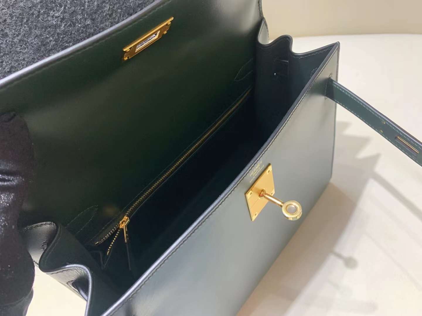 Hermès Kelly 28 Sellier Epsom Alezan GHW Hermès Kelly 28 Sellier Epsom Alezan GHW