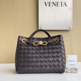 BV Medium Andiamo Bag With Chain BV Medium Andiamo Bag With Chain