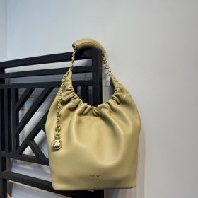 Loewe Small Squeeze Bag