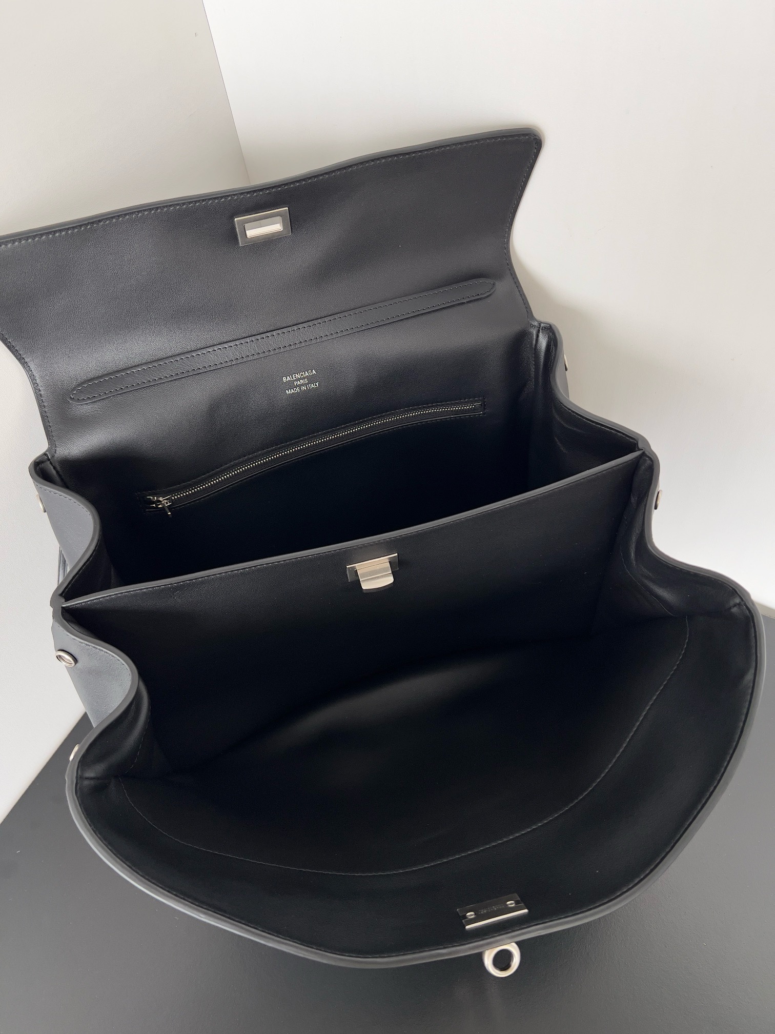 Balenciaga Rodeo Medium Handbag Balenciaga Rodeo Medium Handbag
