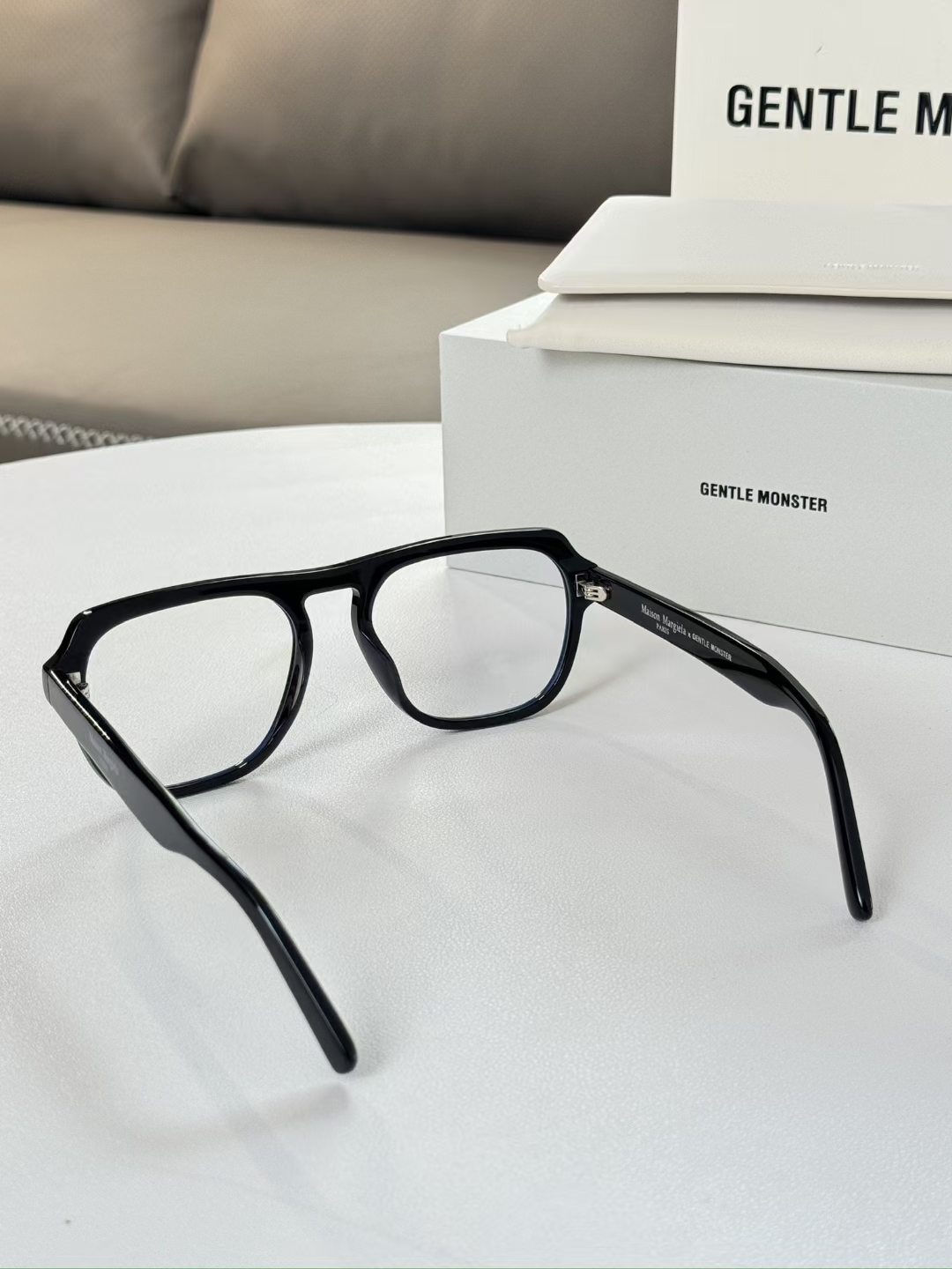 Gentle Monster Maison Margiela MM011 Glasses Gentle Monster Maison Margiela MM011 Glasses
