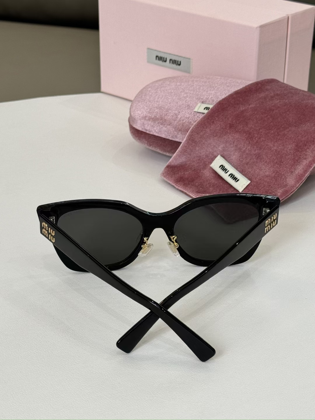 Miu Miu MU02ZS Sunglasses Miu Miu MU02ZS Sunglasses