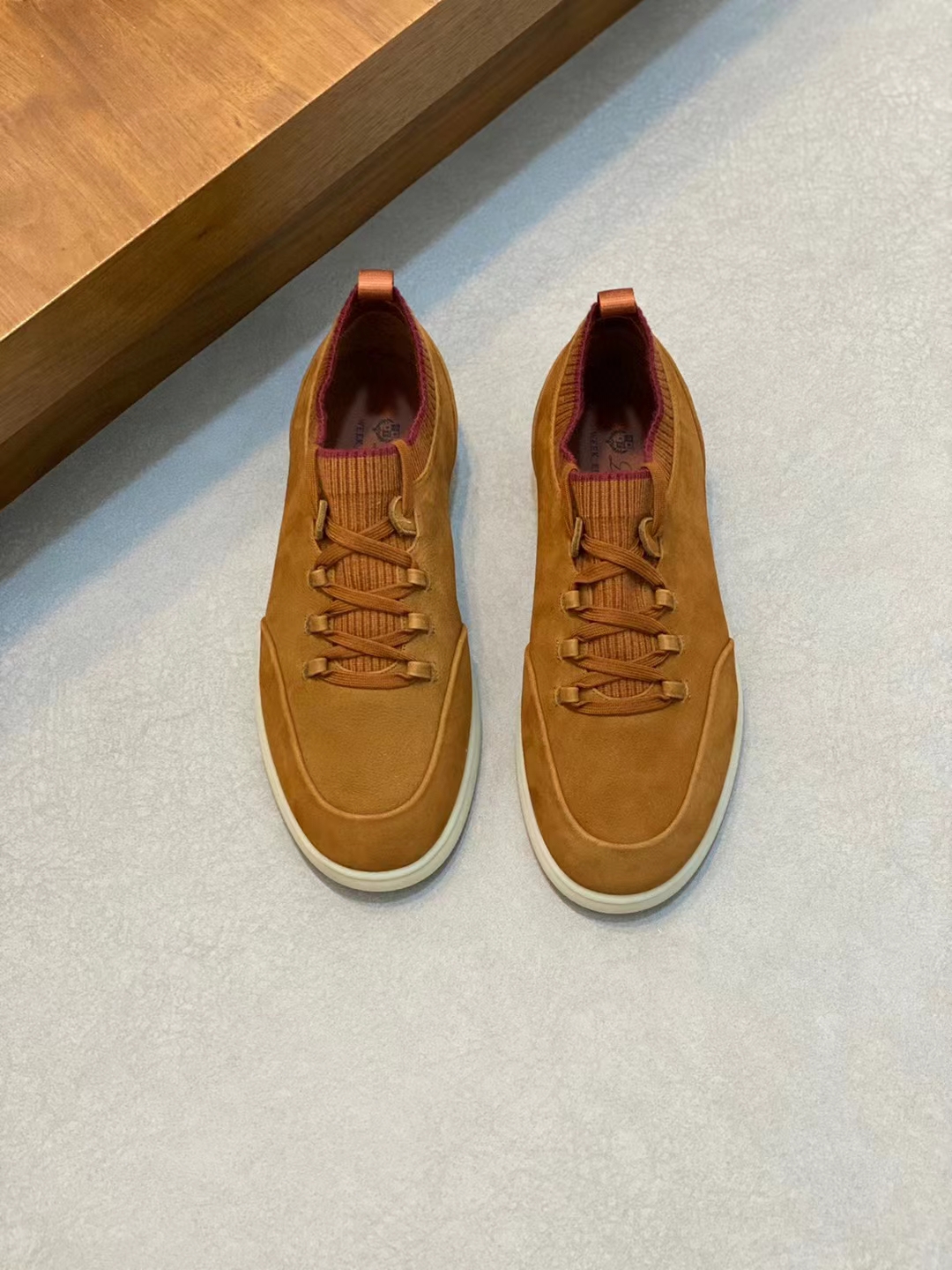 Loro Piana Soho Walk Loro Piana Soho Walk