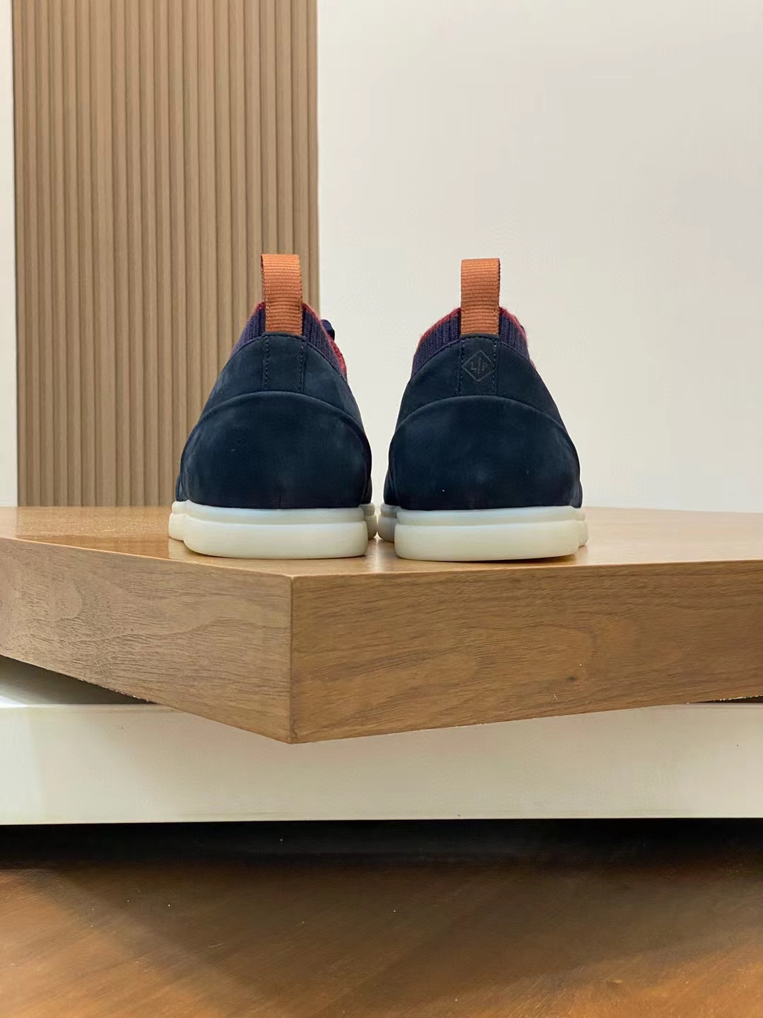 Loro Piana Soho Walk Loro Piana Soho Walk