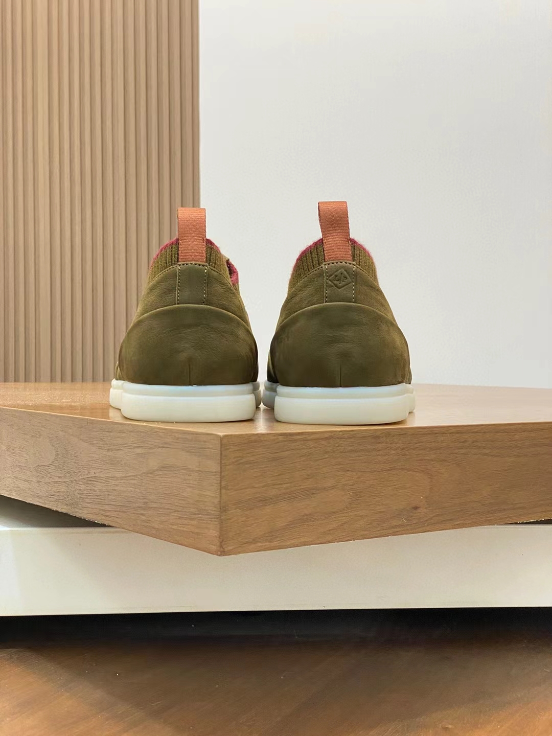 Loro Piana Soho Walk Loro Piana Soho Walk