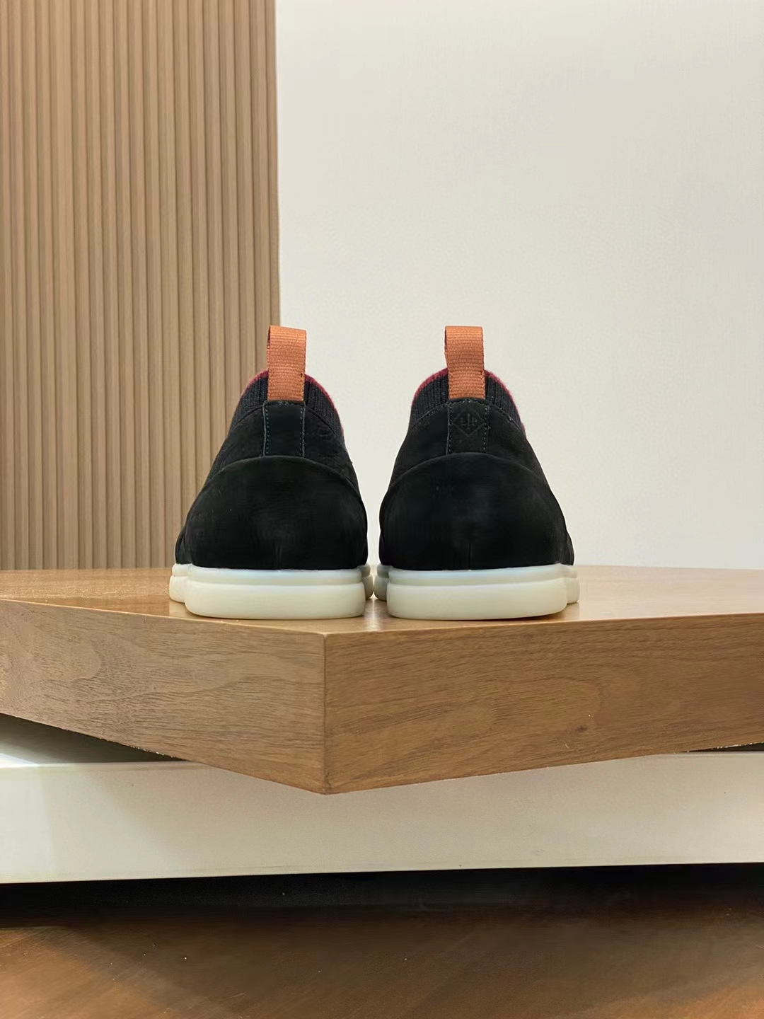 Loro Piana Soho Walk Loro Piana Soho Walk
