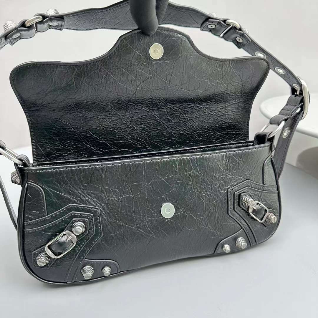 Balenciaga Le Cagole Small Sling Bag Balenciaga Le Cagole Small Sling Bag