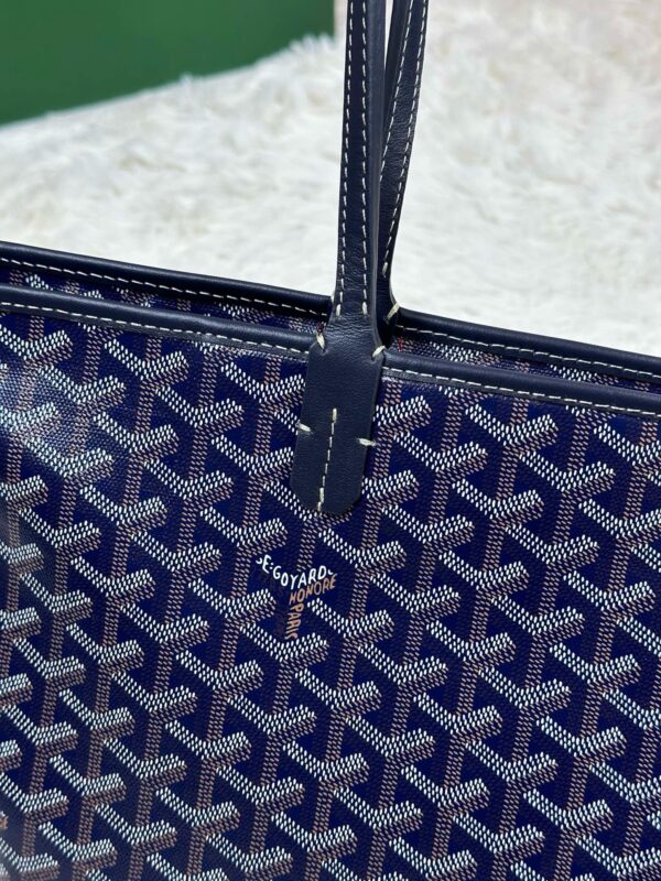 Goyard Artois MM Navy Blue - Image 3