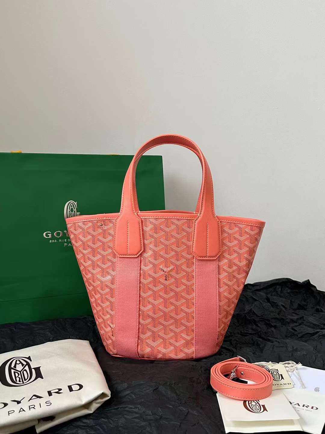 Balenciaga Bagcharm