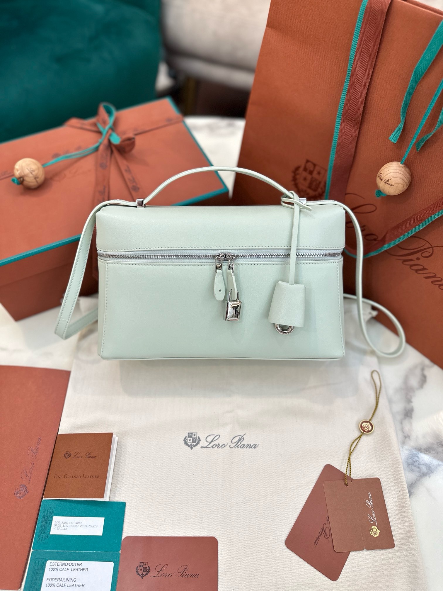 Loro Piana Extra Bag L27