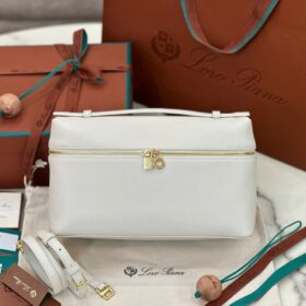 Miu Miu Wander Shoulder Bag