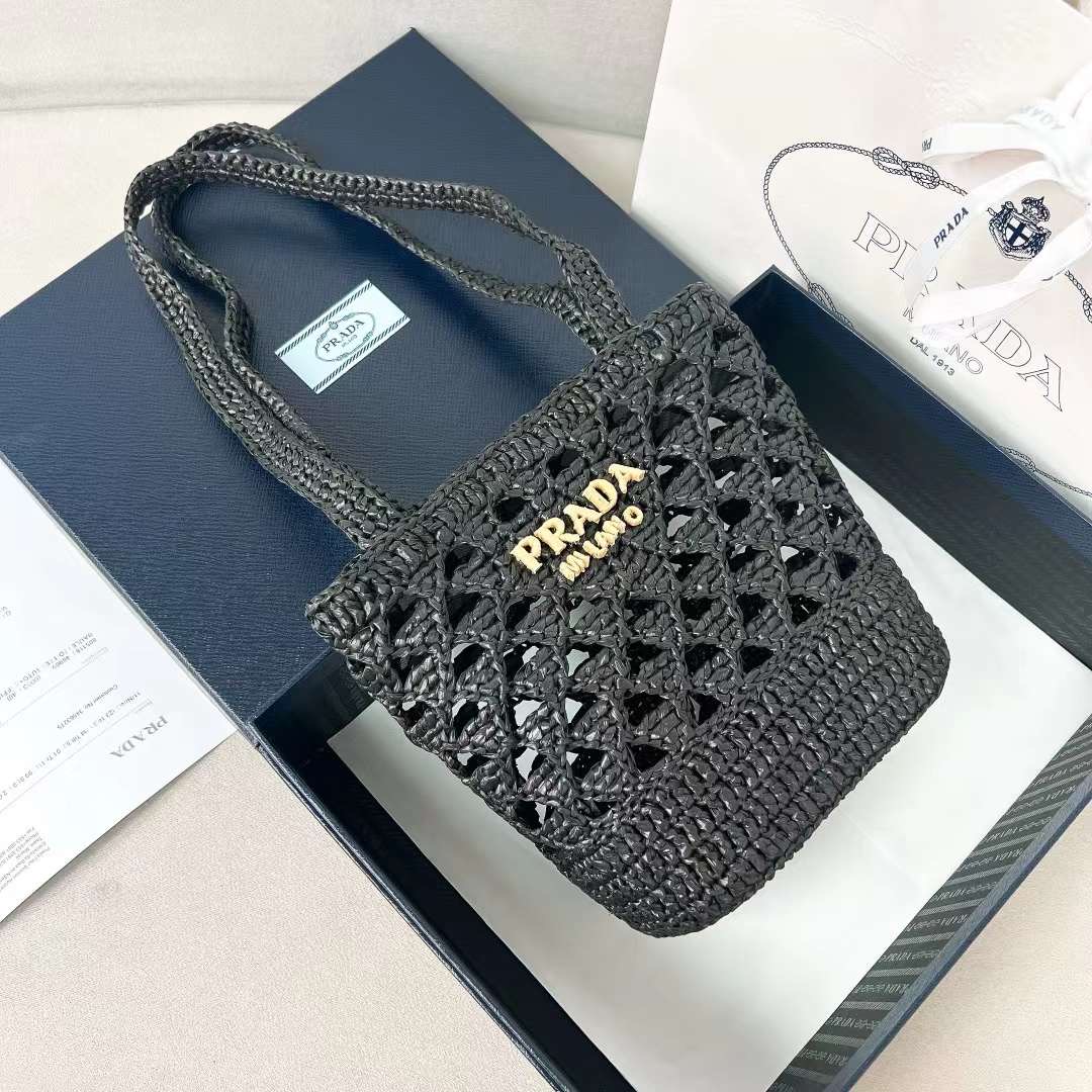 Loro Piana Extra Pocket L27 Pouch
