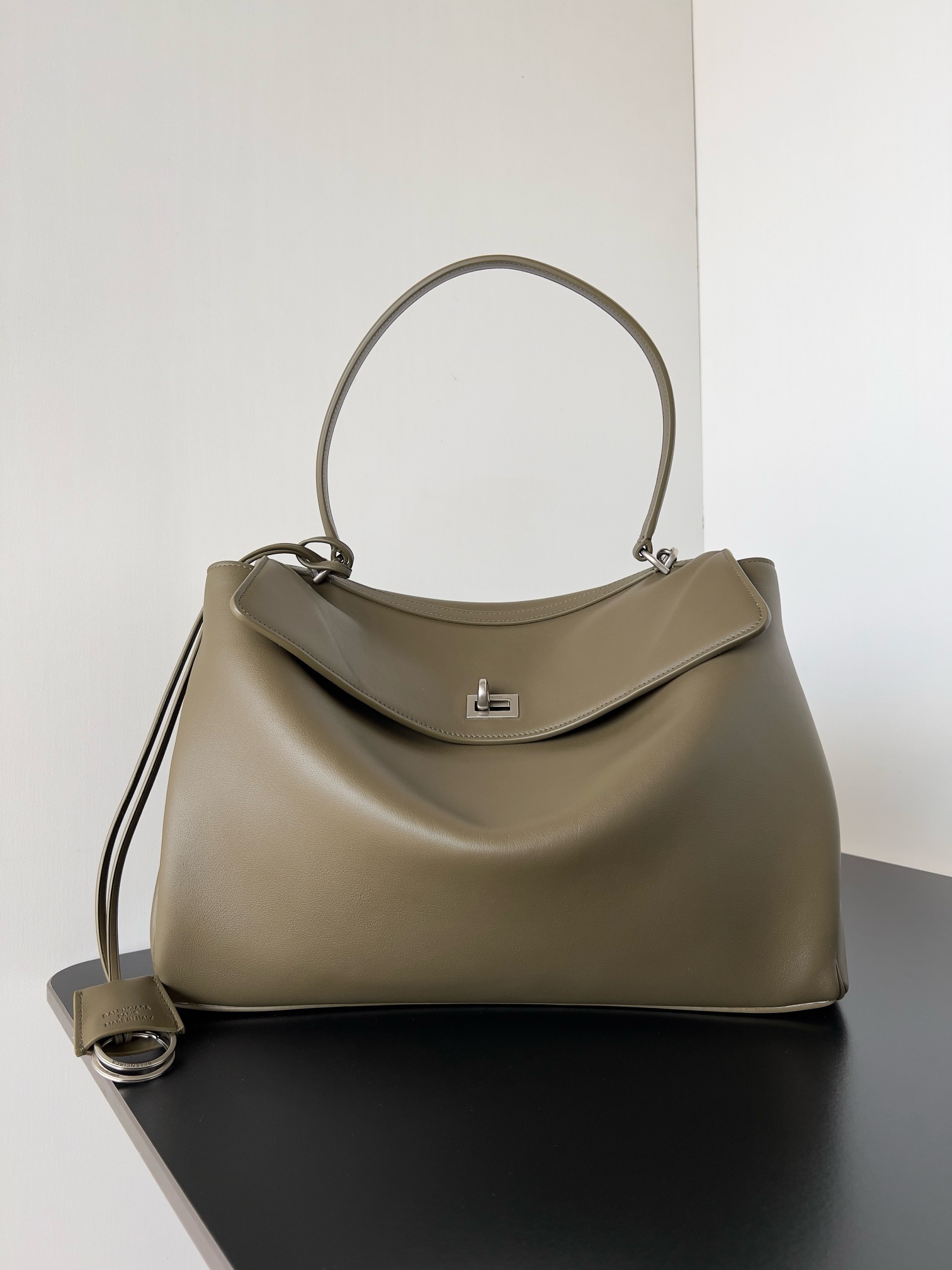 Balenciaga Rodeo Medium Handbag